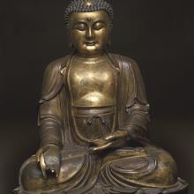 <a href='https://spencerartapps.ku.edu/collection-search#/Object/4334' target='_blank'><i>Yaoshi fo (Medicine Buddha)</i> by unknown maker from China</a>